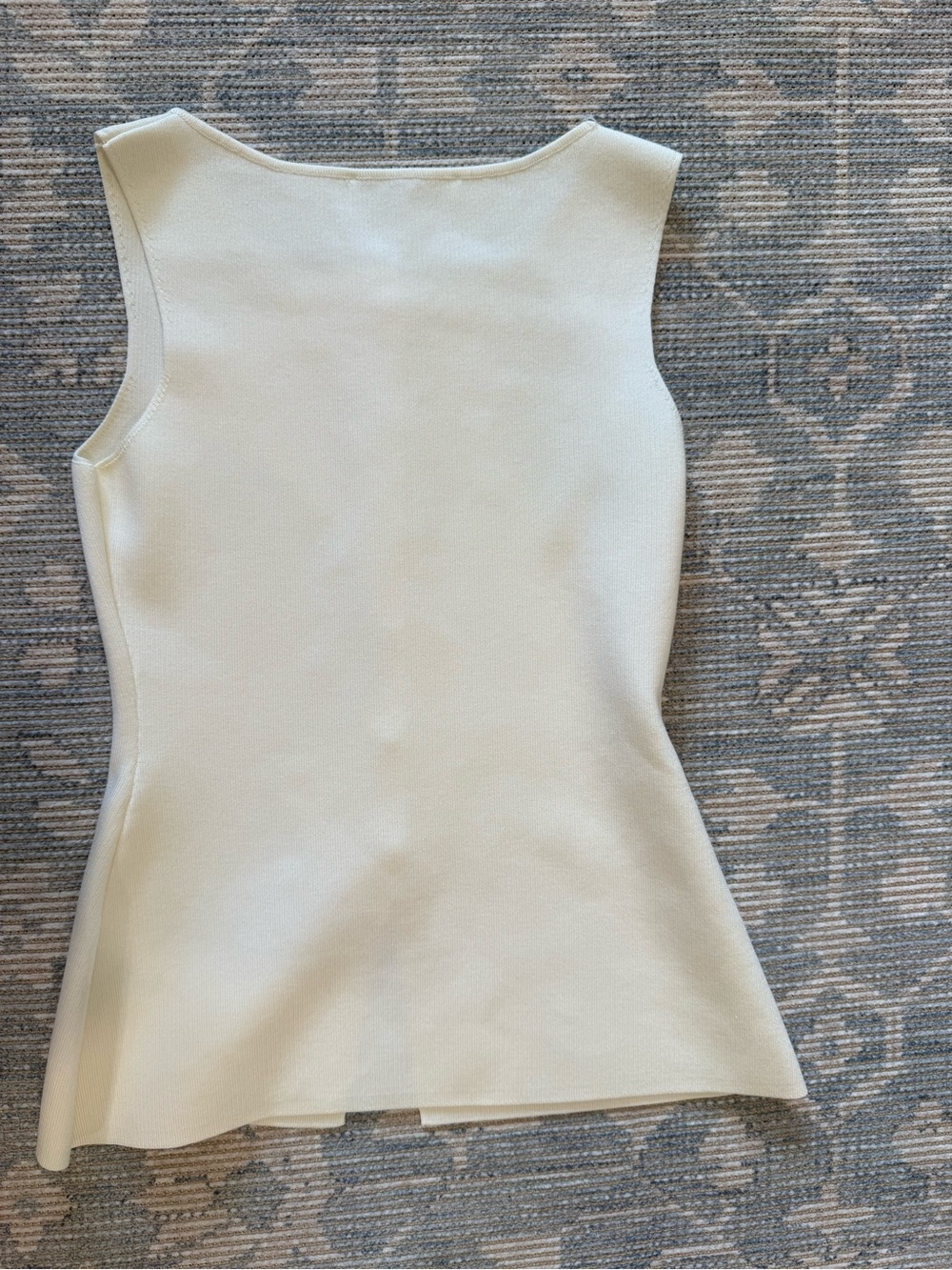 Zara Cream Sleeveless Button-Front Knit Tank with Gold Buttons - Picture 2 of 3